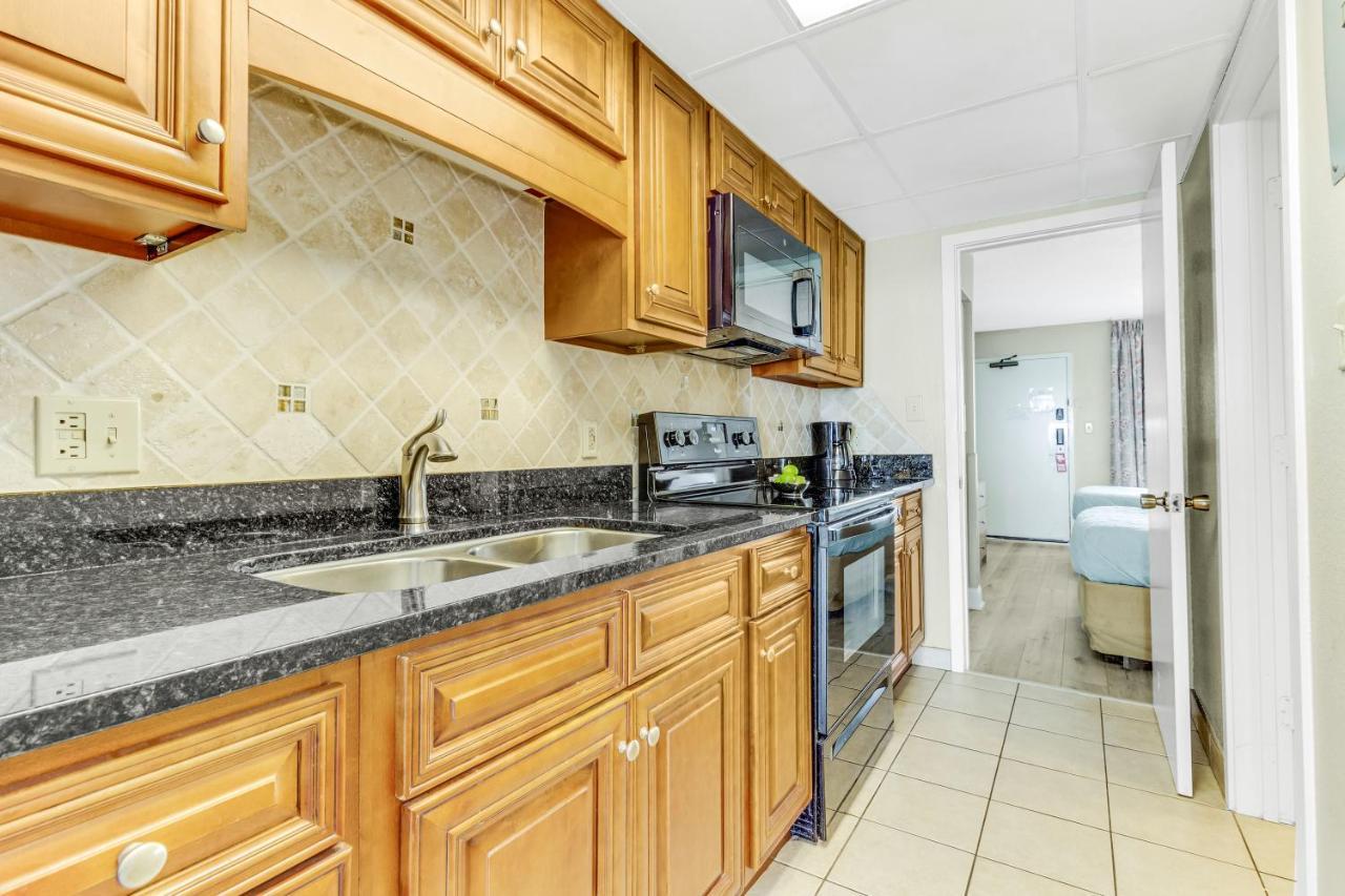 Wonderful Oceanfront 1Br Suite At Landmark Resort! 1235 Myrtle Beach Exterior photo